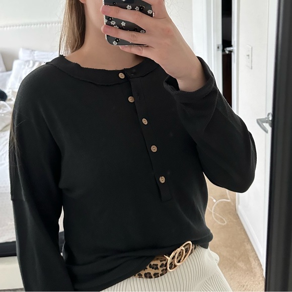 Long sleeve waffle knit top - Picture 2 of 9